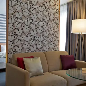 Hotel By Ihg, Vienne